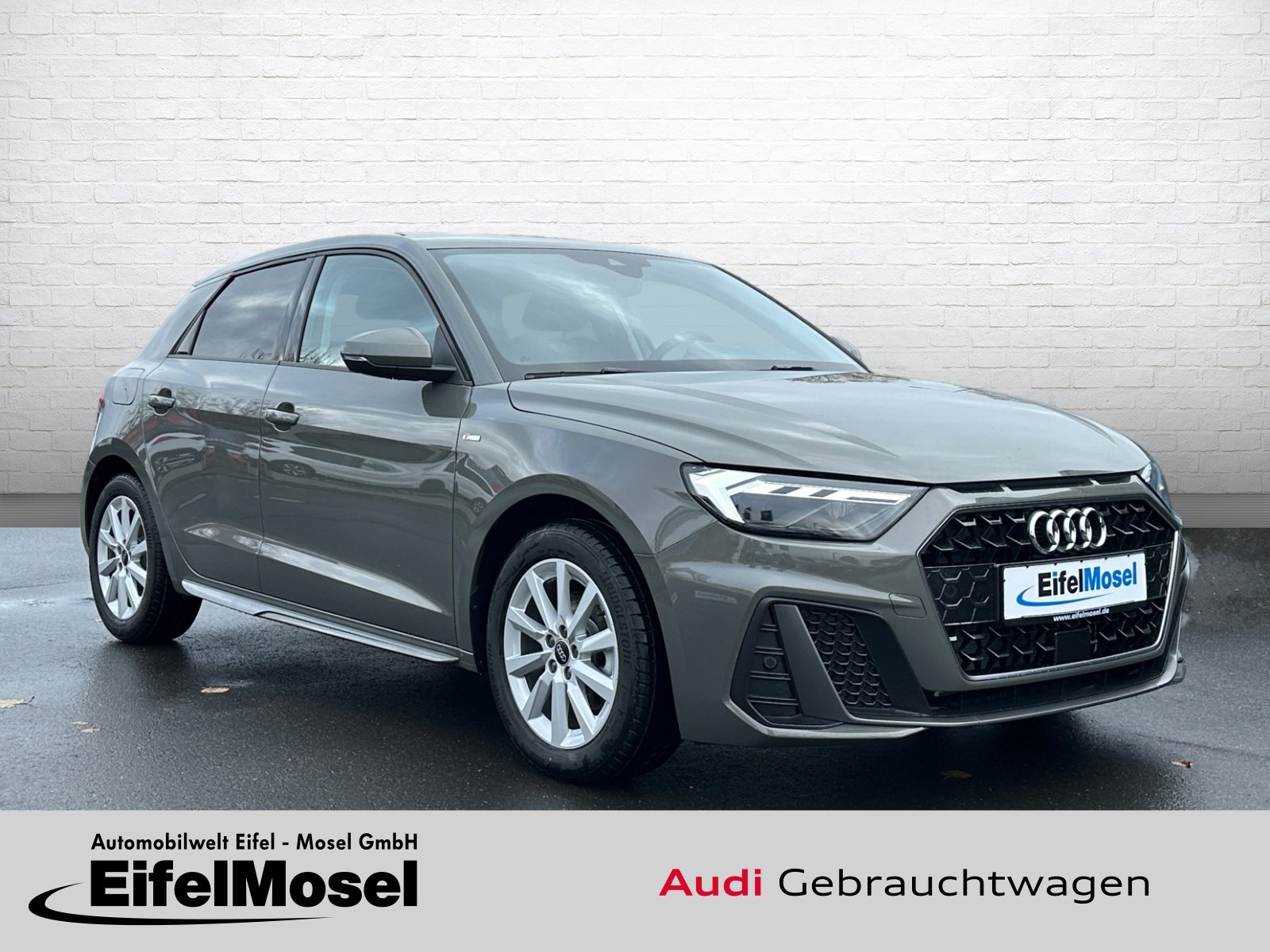 Foto 1 - A1 Sportback 30 TFSI S tronic S line Rückfahrk Sitzh LED Smartphone Interface, Chronosgrau