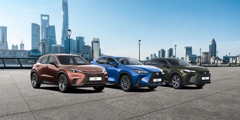 Bestand Lexus
